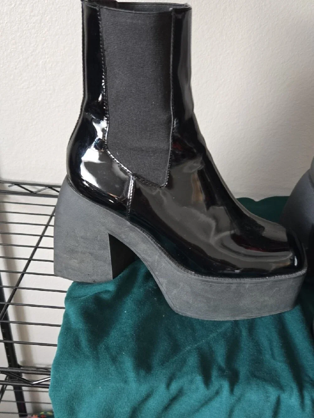 Steve Madden Black Patent Platform Chelsea Boots